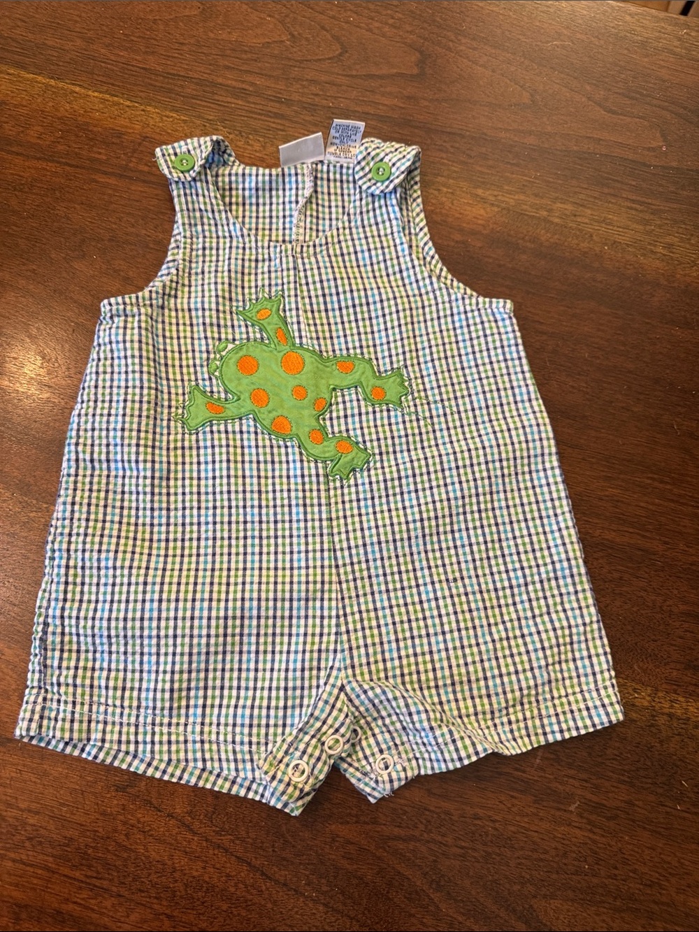 Nursery Rhyme Green Frog Check Seersucker Baby Romper